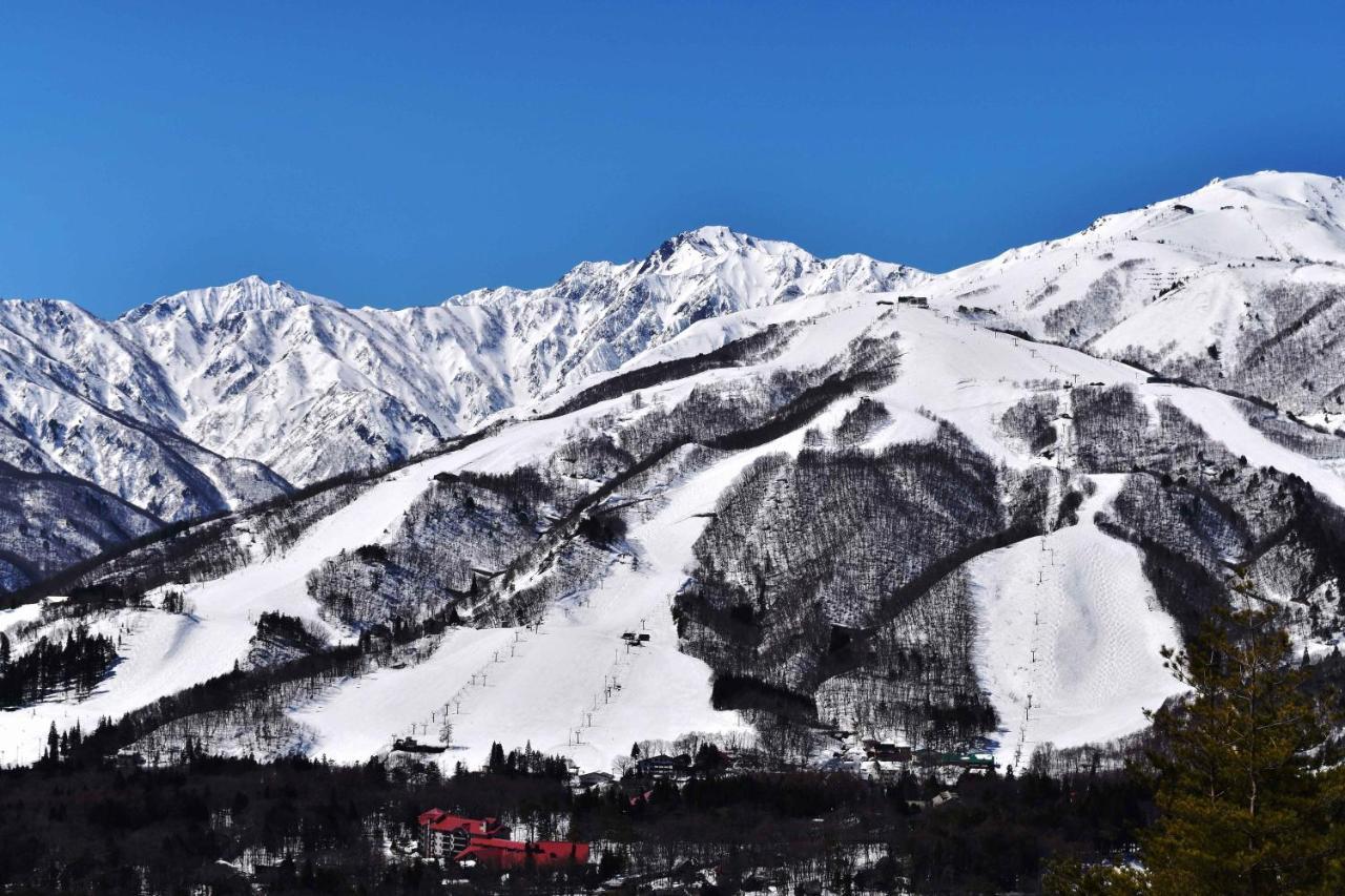 Hotel La Neige Honkan Хакуба Екстериор снимка